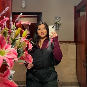 Meet your Posher, Veronica